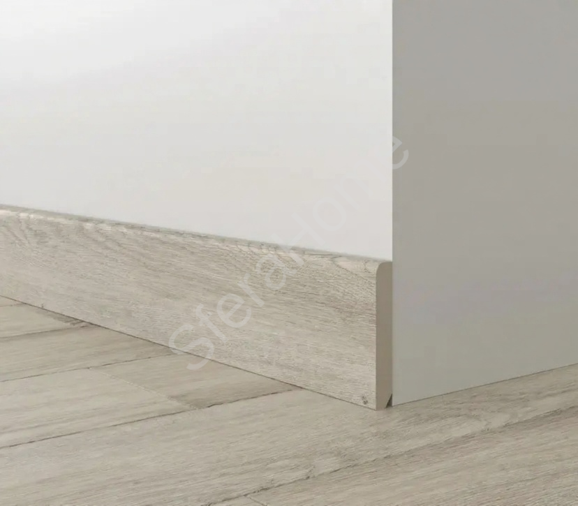 Напольный плинтус Parquet Light Дуб Исида SK 13-15